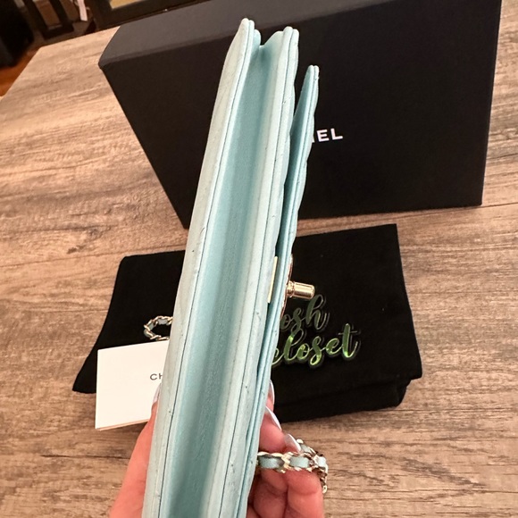 Chanel Wallet on Chain 💯 authentic - Picture 13 of 14